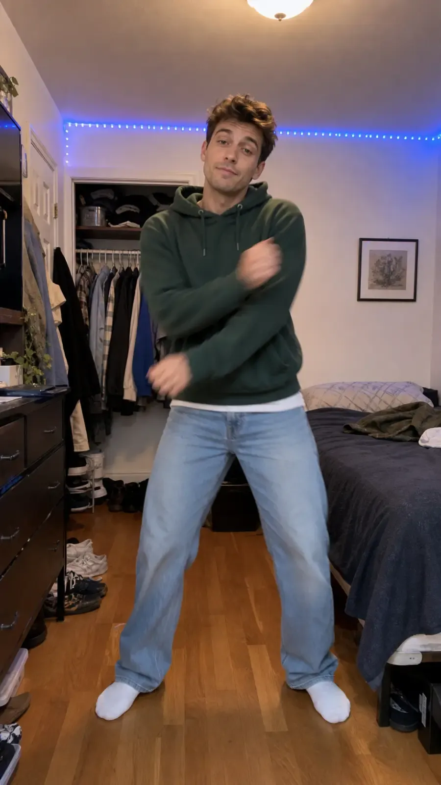 AI UGC creator reference: Tiny Bedroom Dance