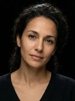 AI-generated fashion influencer portrait with studio lighting